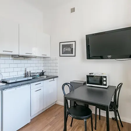 Superapart Rakietnikow 4 *