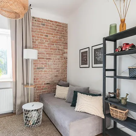 Superapart Rakietnikow 4 Varsó